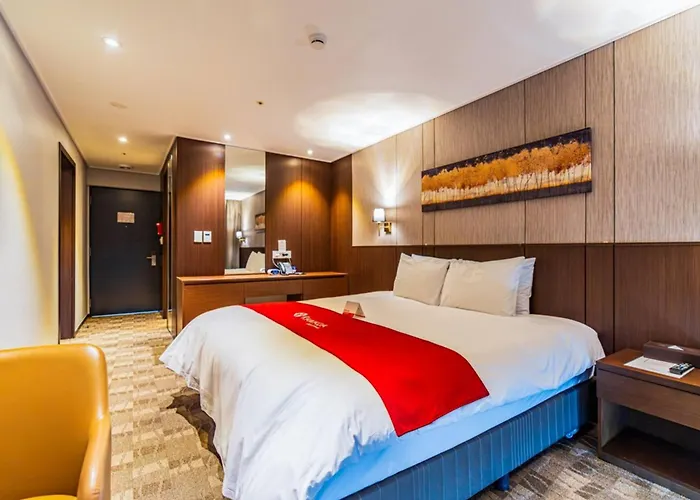 Ramada By Wyndham Jeju City Hall
