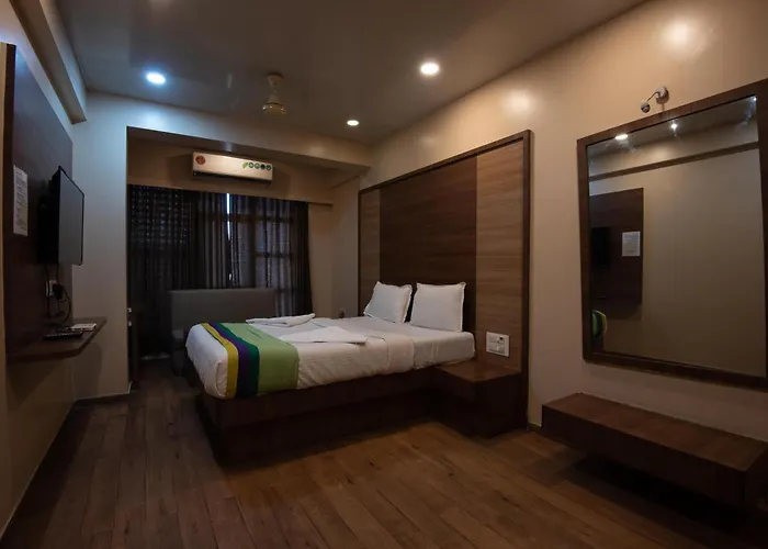 Hotel Mahadev Residency - Dapode, Bhiwandi