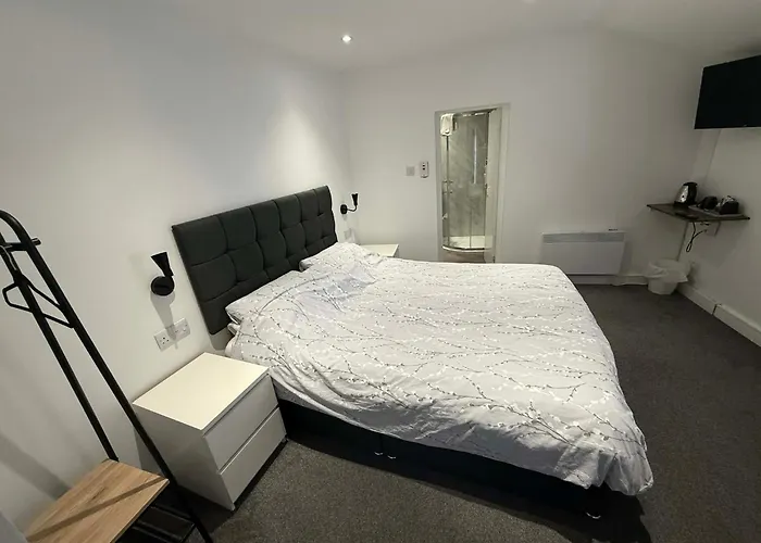 The Carisbrooke Hotel Forres