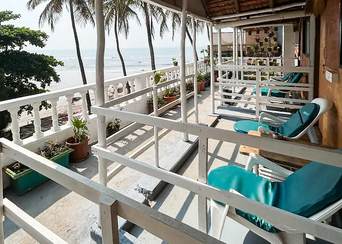 This Is It Stays - Beach View Rooms & Huts Arambol