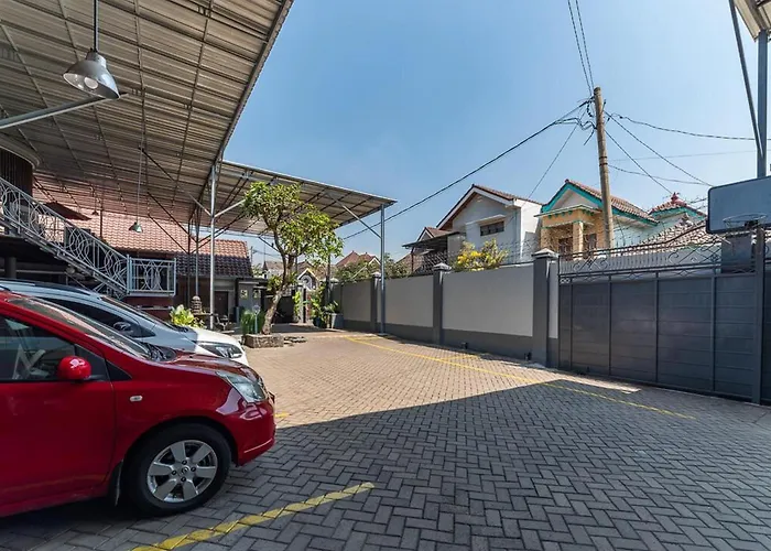 Reddoorz Syariah Near Rri Malang Hotel
