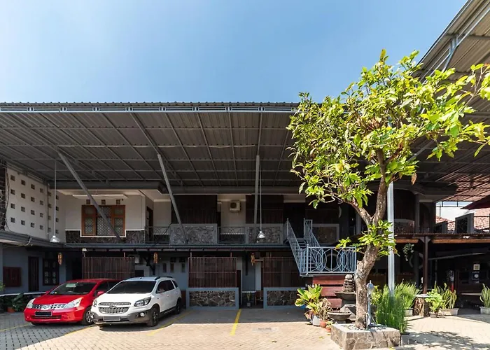 Reddoorz Syariah Near Rri Malang Hotel