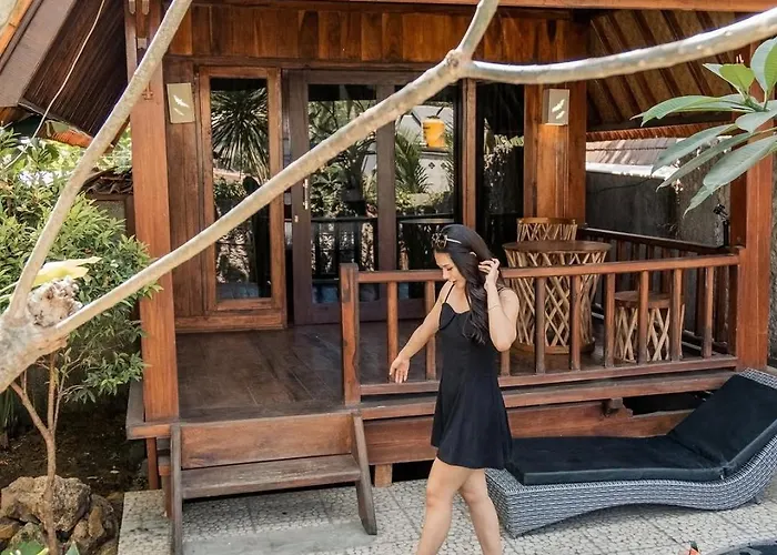 Yoki'S Bungalows Kuta 