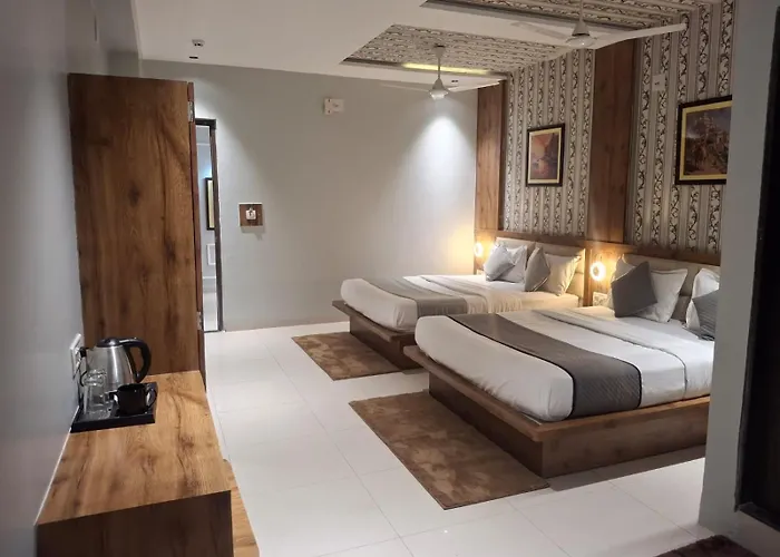 Hotel Hill City Gandhinagar