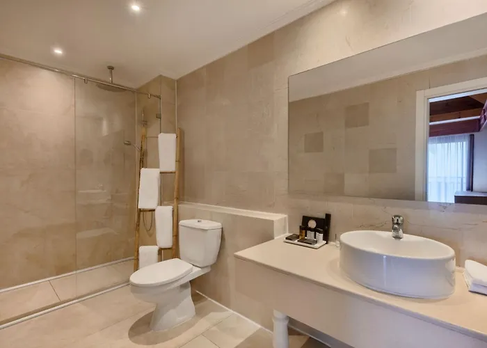 Herbert Samuel Royal Shangri-La Eilat