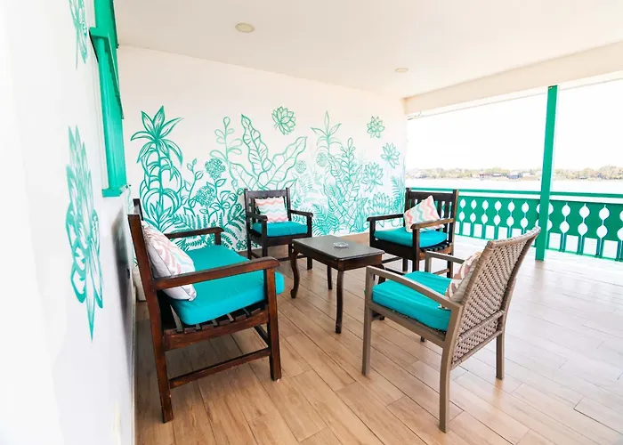 Hotel Casa Turquesa Flores