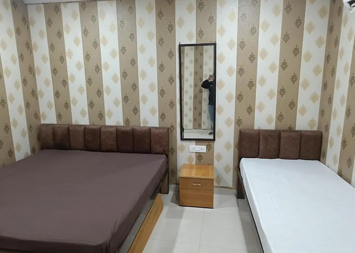 Radha Madhav Guest House Mathura