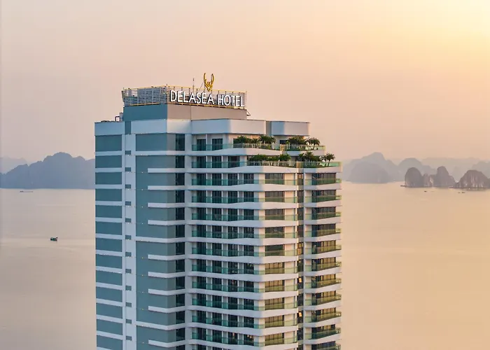 Delasea Ha Long Hotel - Modern Bayview Escape
