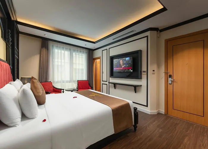 Halo Hanoi Hotel