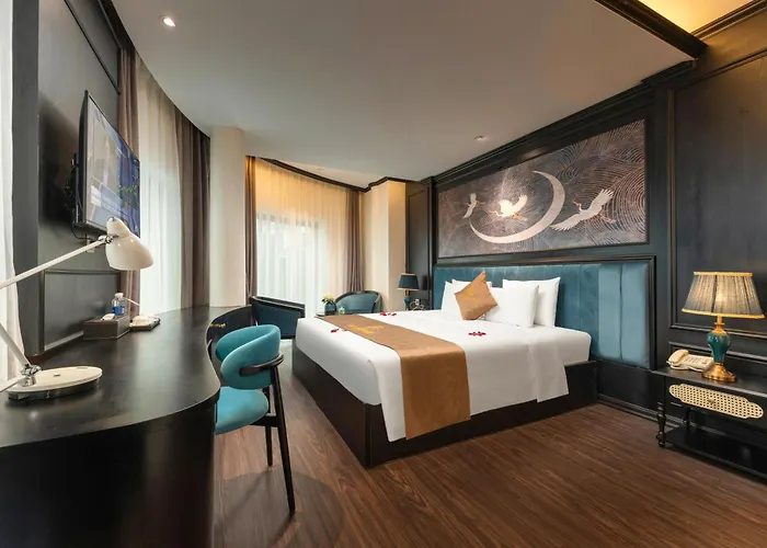 Halo Hanoi Hotel