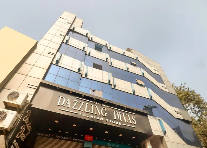 Super Hotel O Dolphin Lucknow