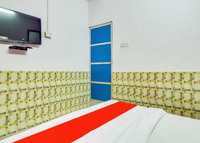 Super Hotel O Dolphin Lucknow
