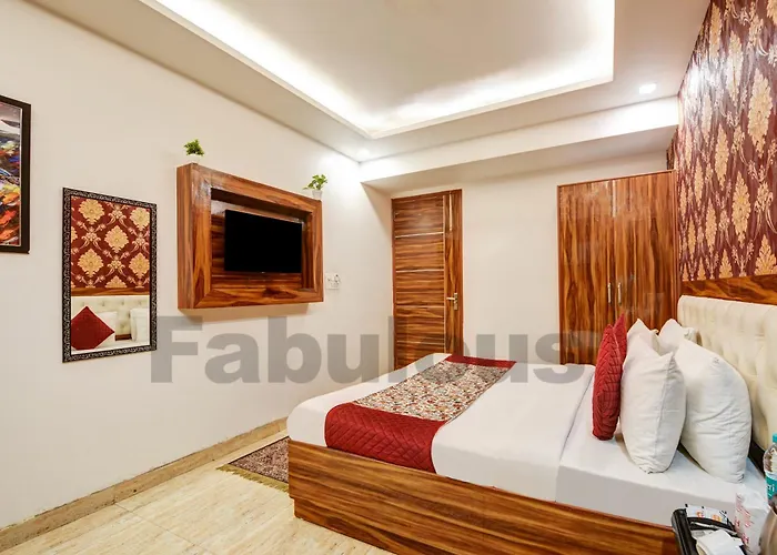 Hotel Fabulous - Delhi International Airport New Delhi