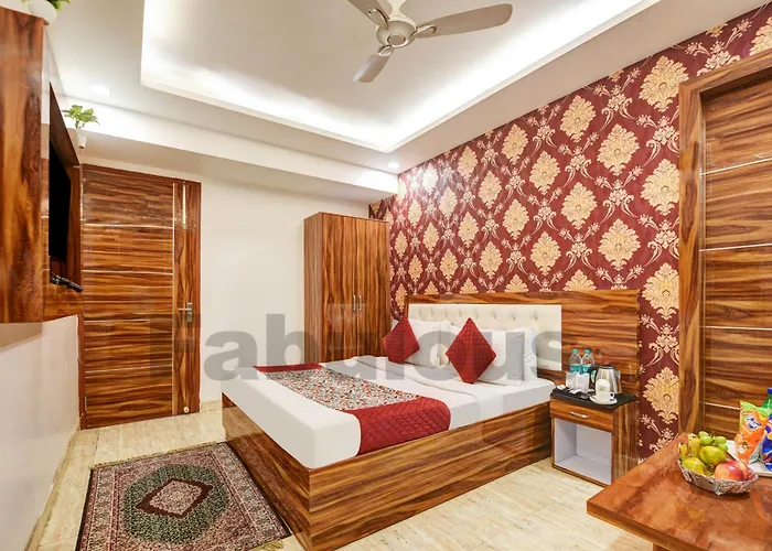 Hotel Fabulous - Delhi International Airport New Delhi