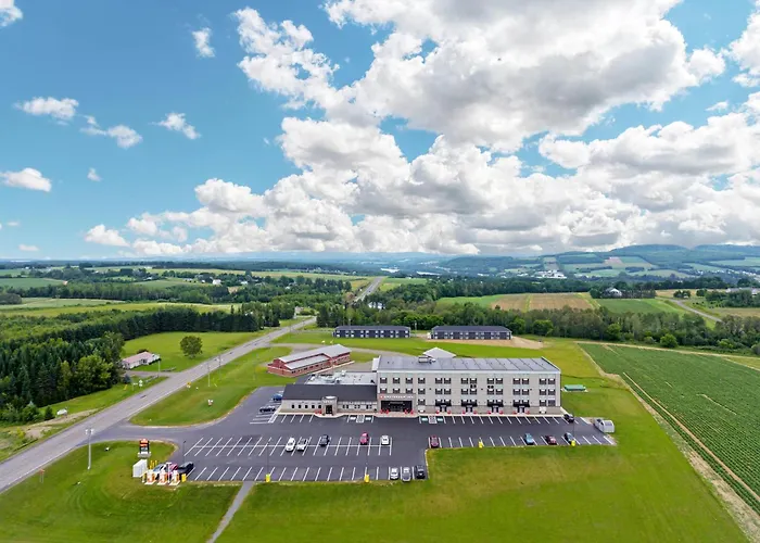 Amsterdam Inn & Suites, An Ascend Collection Hotel Florenceville-Bristol