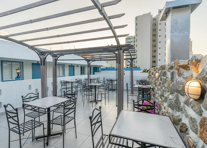 Hotel Adaz Mediterraneo Santa Marta 