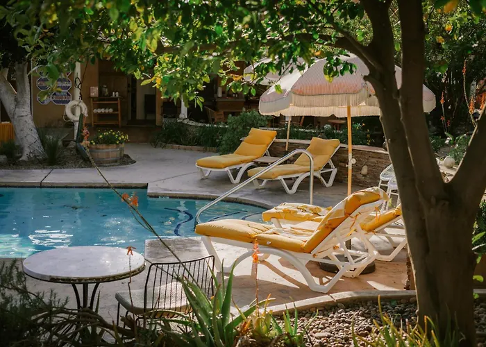 The Good House- Hot Spring Hideaway Hotel Desert Hot Springs