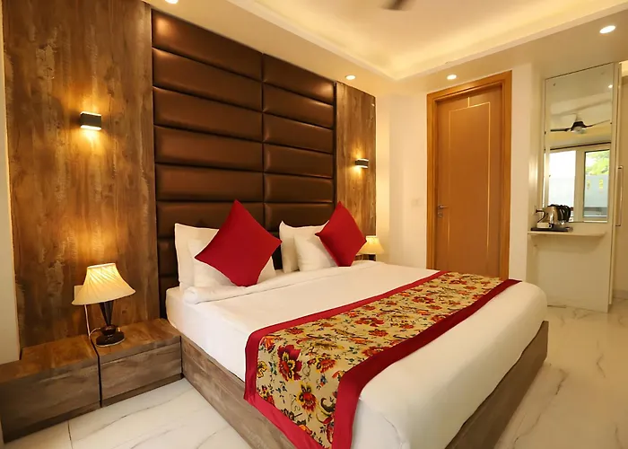 Hotel Keshav Residency - Medicity Gurugram, Near Medanta Hospital, Pure Vegetarian Gurgaon