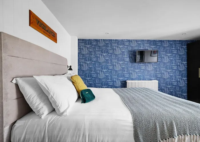 Vigilance Suite - Free Wi-Fi - Sea View Brixham