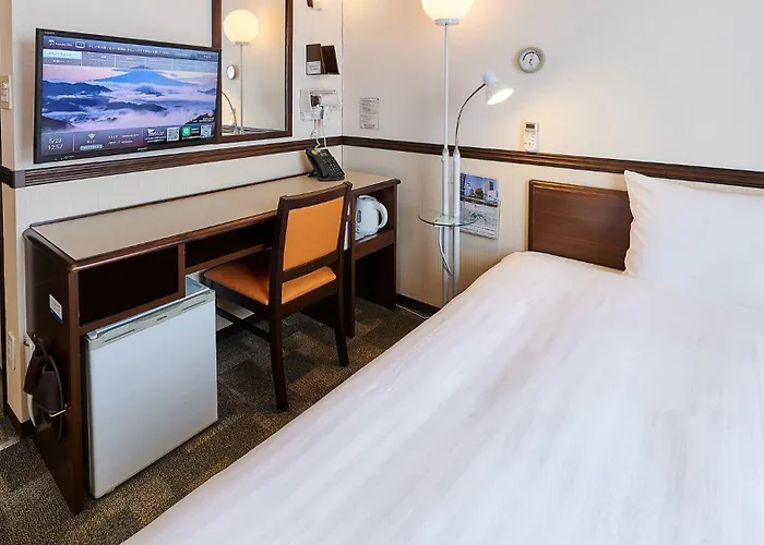 Toyoko Inn Kashiwa Eki Nishi Guchi