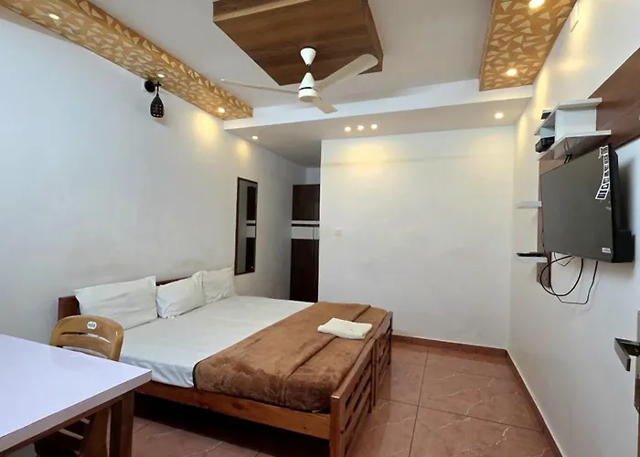 Mist Residency Hotel Kattappana