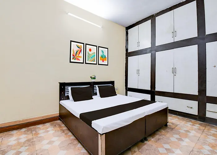 Hotel O Gracious Inn Lucknow