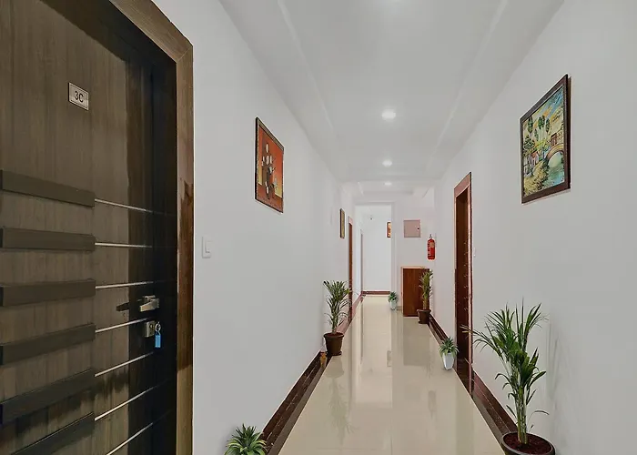 Super Townhouse Rcc Park View Inn Hyderabad