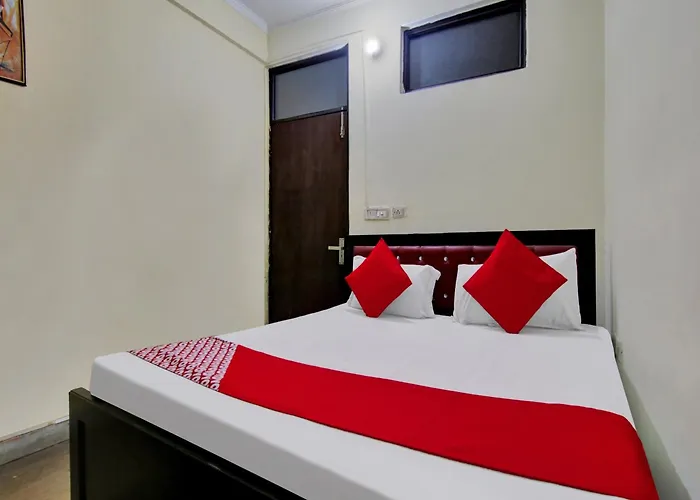Hotel O Darshan Palace New Delhi