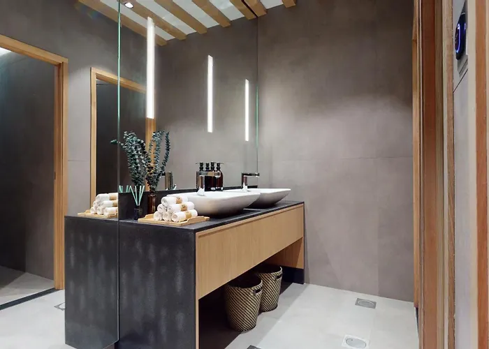 Sleepover Terminal 3, Concourse B - Formerly Sleep 'N Fly Dubai