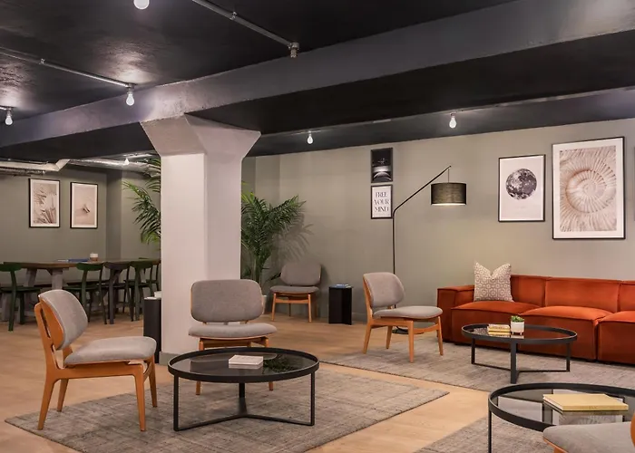 Zedwell Underground Hotel Tottenham Court Rd Londen