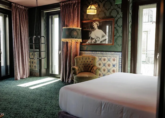 Pensao Amor Madam'S Lodge Lissabon