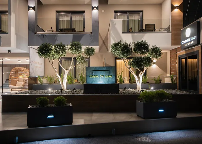 Costa De Luxe Suites Leptokaryá