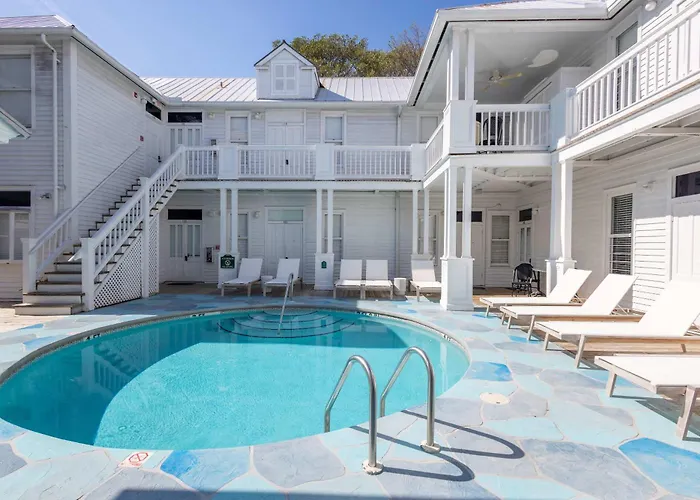 Classic King Balcony At The James House Key West