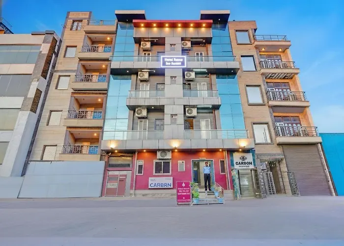Hotel Raaso Inn Rohini I Near Metro I Couple Friendly I Spacious Rooms I Budget Stay Delhi 