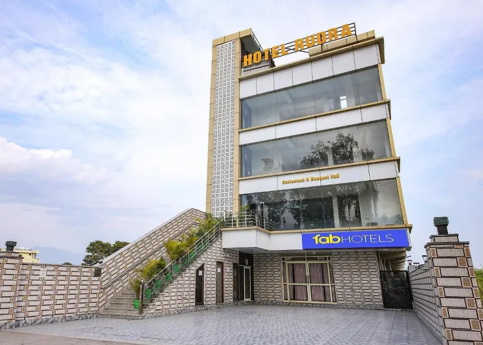 Fabhotel Rudra Dehradun