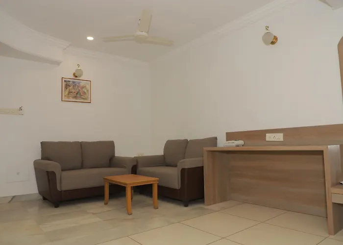 Hotel Galaxy Surat