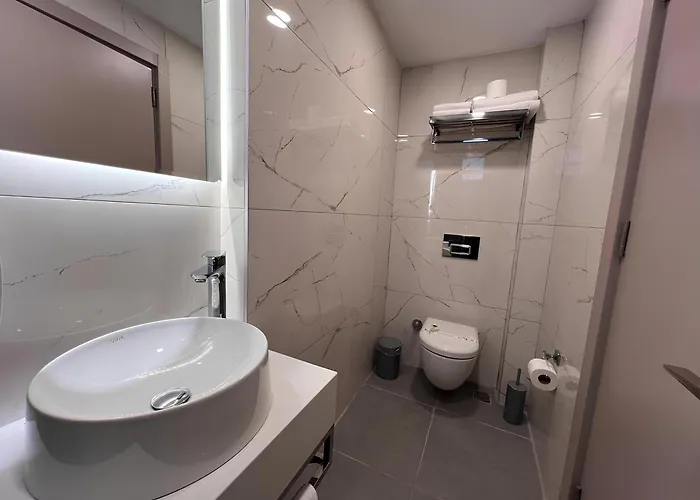 ROİ HOTEL İZMiR