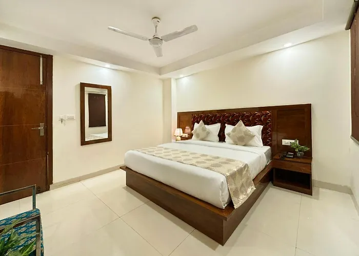Hotel Emblem Suites Aerocity - Free Aiport Pickup Or Drop New Delhi