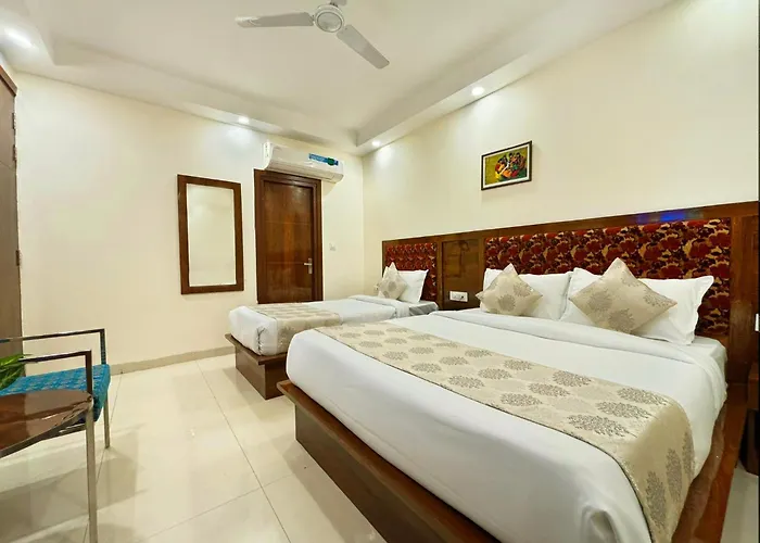 Hotel Emblem Suites Aerocity - Free Aiport Pickup Or Drop New Delhi