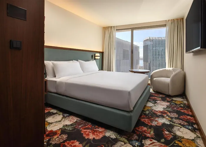 Duo Hotel Lisbon, Curio Collection By Hilton