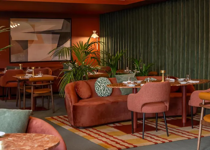 Cenica Porto Hotel, Curio Collection By Hilton