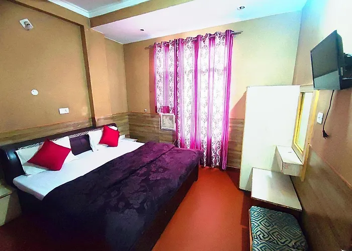 Hotel Ishaan International Near Yatra Parchi Counter Katra 