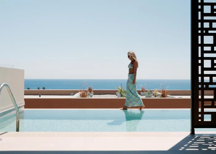 Este Elegant Suites & Villas Kiotari