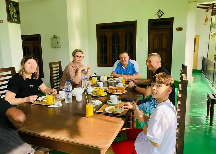 White Eagle Hotel Sigiriya