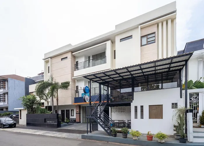 Rehat At Dago Sky Hotel Bandung