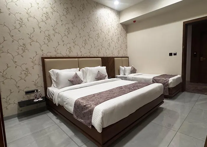 Pam Premium Hotel Vadodara
