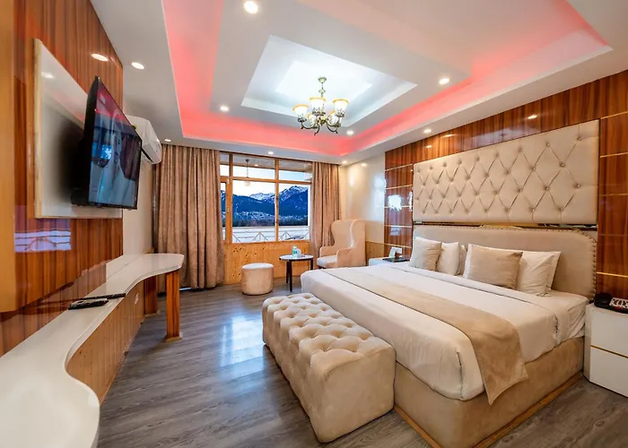 Hill Rver Resort Central Heated And Air Cooled - Near Mall Road Manali 