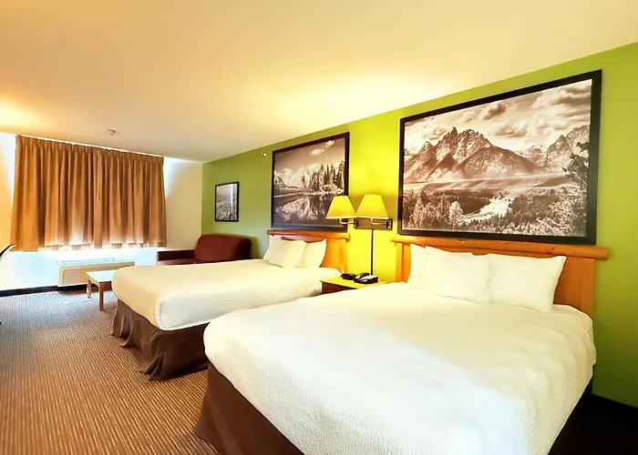 Super 8 By Wyndham Wheatland Wyoming Hotel