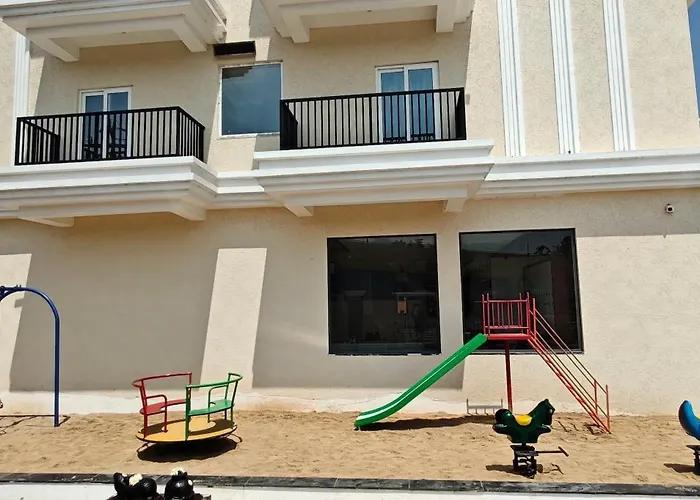 Leaf Hotel Tiruvannamalai