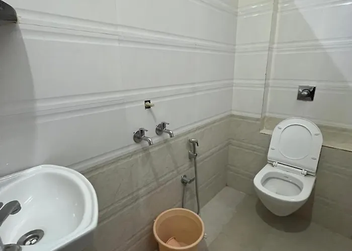 Hotel Madhav Bhakta Nivas Parli Vaijnath